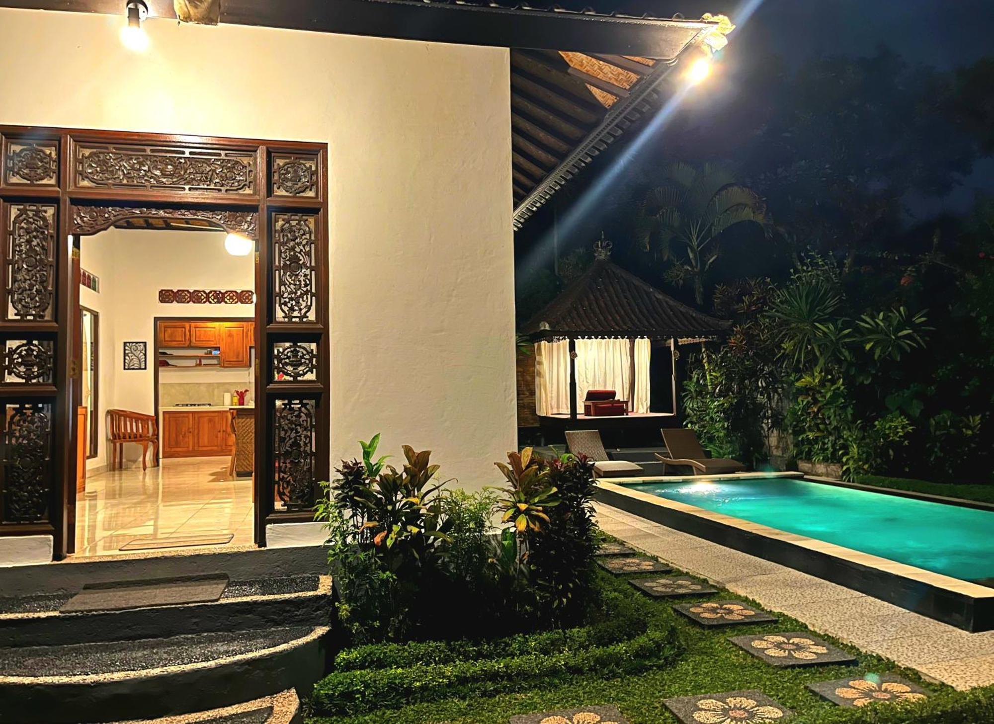 Sari Kembang Villa Ubud 1 Extérieur photo